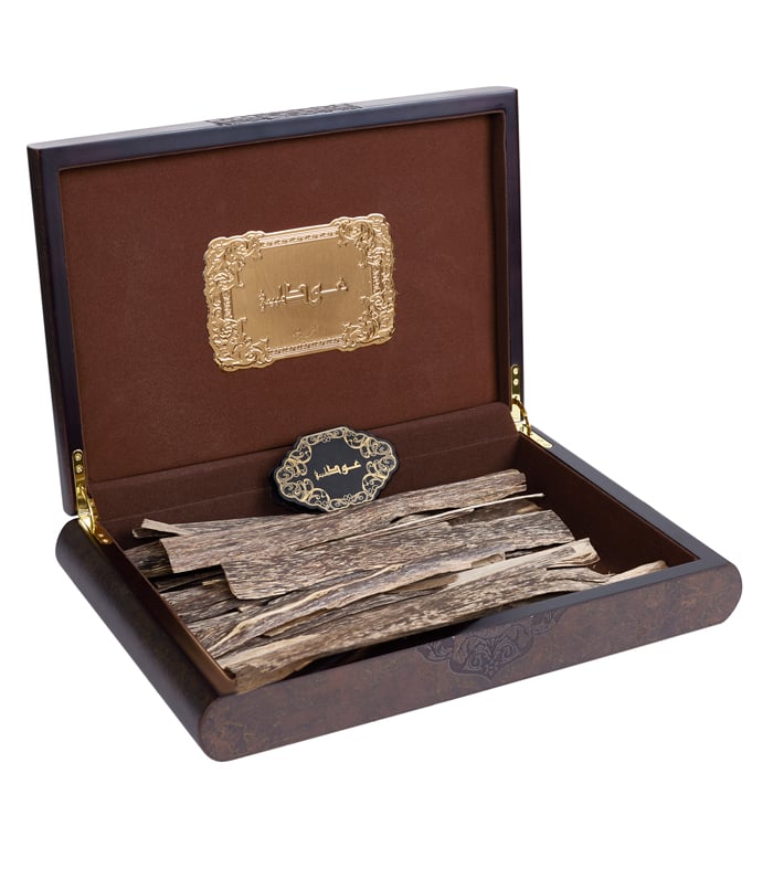 Natural Oud Laos Super 10 Tola - Junaid Perfumes